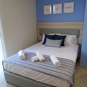 https://proteas-mare-suites.protaras-cy-hotels.com
